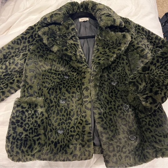 Zadig & Voltaire green leopard faux fur jacket - Picture 5 of 10